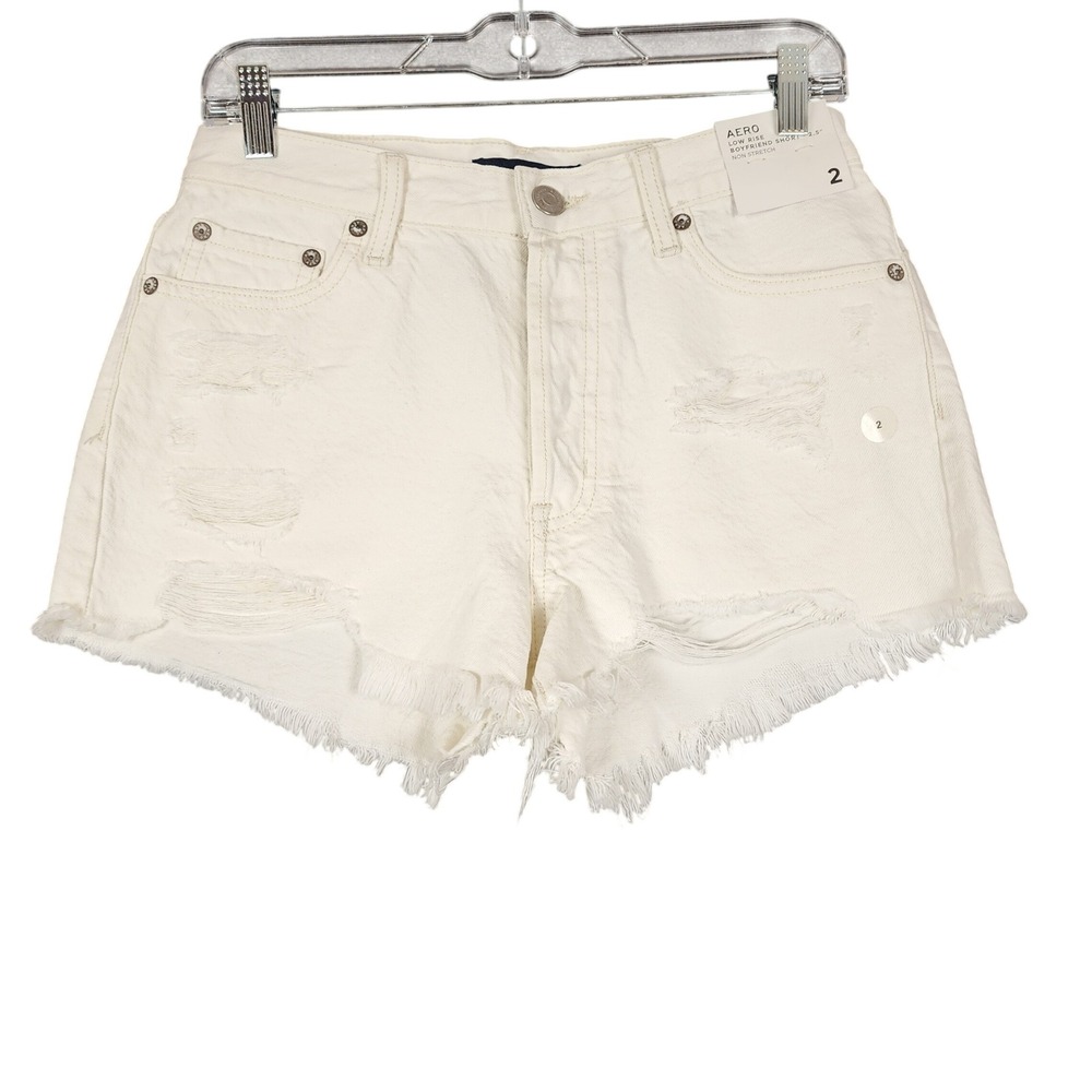 Aeropostale Womens White Low Rise Boyfriend Distressed Denim Shorts Size 2 NWT
